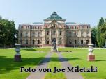 Bundesgerichtshof - Erbgroßherzogliches Palais mit Brunnen