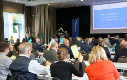 Letzte Sitzung der VI. Vertreterversammlung in Ratingen