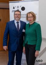 Klaus-D. Abraham und Dr. Elga Bartsch