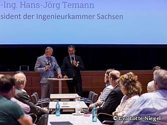 Fluthelfersymposium