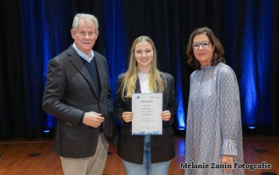 Anerkennung für hervorragende Prüfungsleistungen 