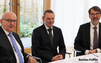 Wiederaufbau nach der Flutkatastrophe - Ingenieurkammern aus NRW und Sachsen vereinbaren enge Zusammenarbeit