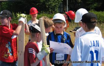 Ingenieurkammer-Bau-NRW_Schuelerprojekte_Leonardo-Brückenbauwettbewerb 2006_02