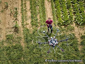 Geodäsie - Das Exzellenzcluster PhenoRob arbeitet an den Lösungen für die Landwirtschaft von morgen.