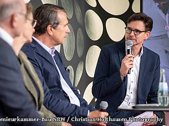 Podiumsdiskussion Pumpenraum 2026
