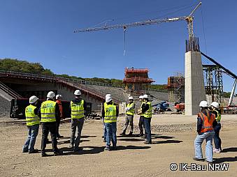 Baustellenbesichtigung am Kreuz Kaiserberg